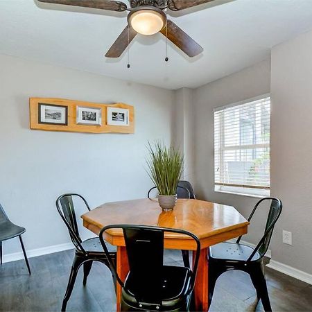 Driftwood Castle Urban Oasis With Firepit Near Convention Center And Amalie Arena, Room For 6 Tampa Exterior foto